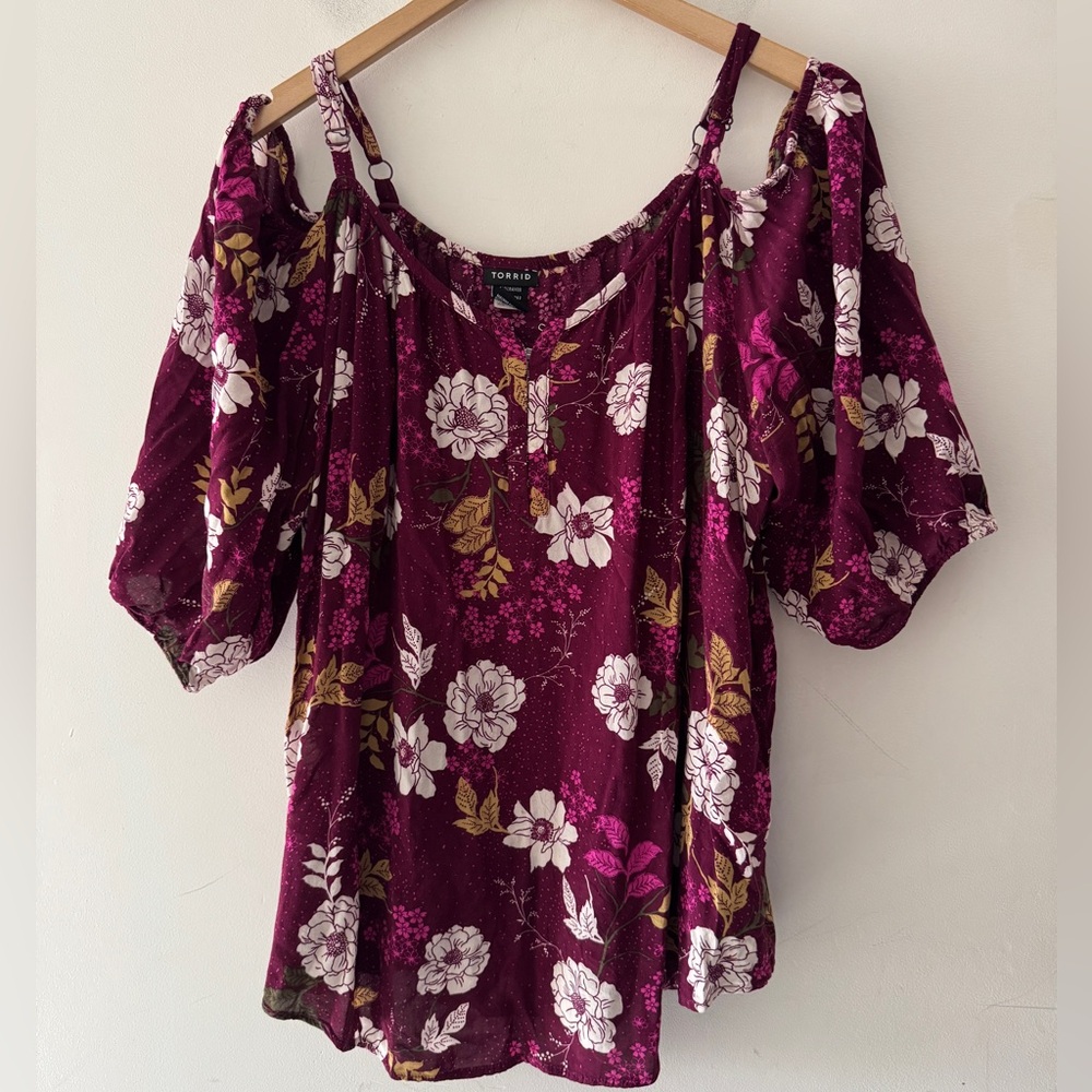 Torrid Purple Off The Shoulder Blouse Elastic Puff Sleeve With Straps